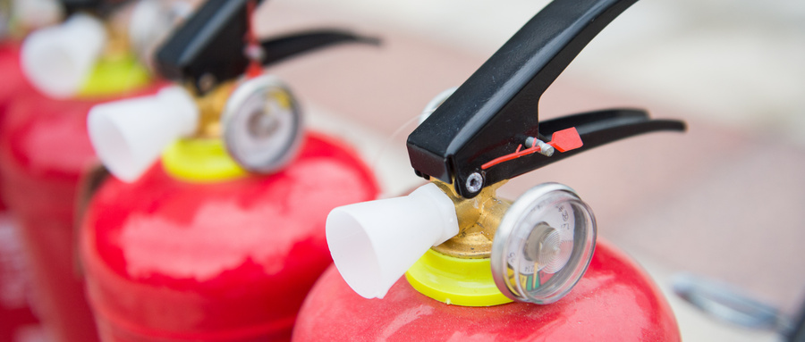 1640654506475958.jpg 消防灭火器演练 (1).jpg