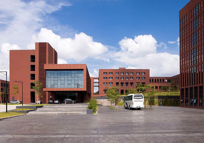 1655949892110888.jpg 深圳艺术学校800.jpg